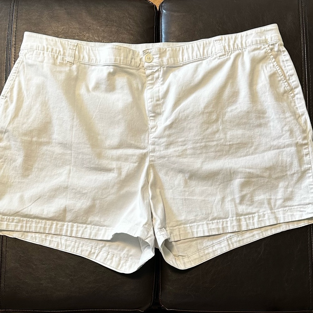 Lane Bryant White Women's Bermudas